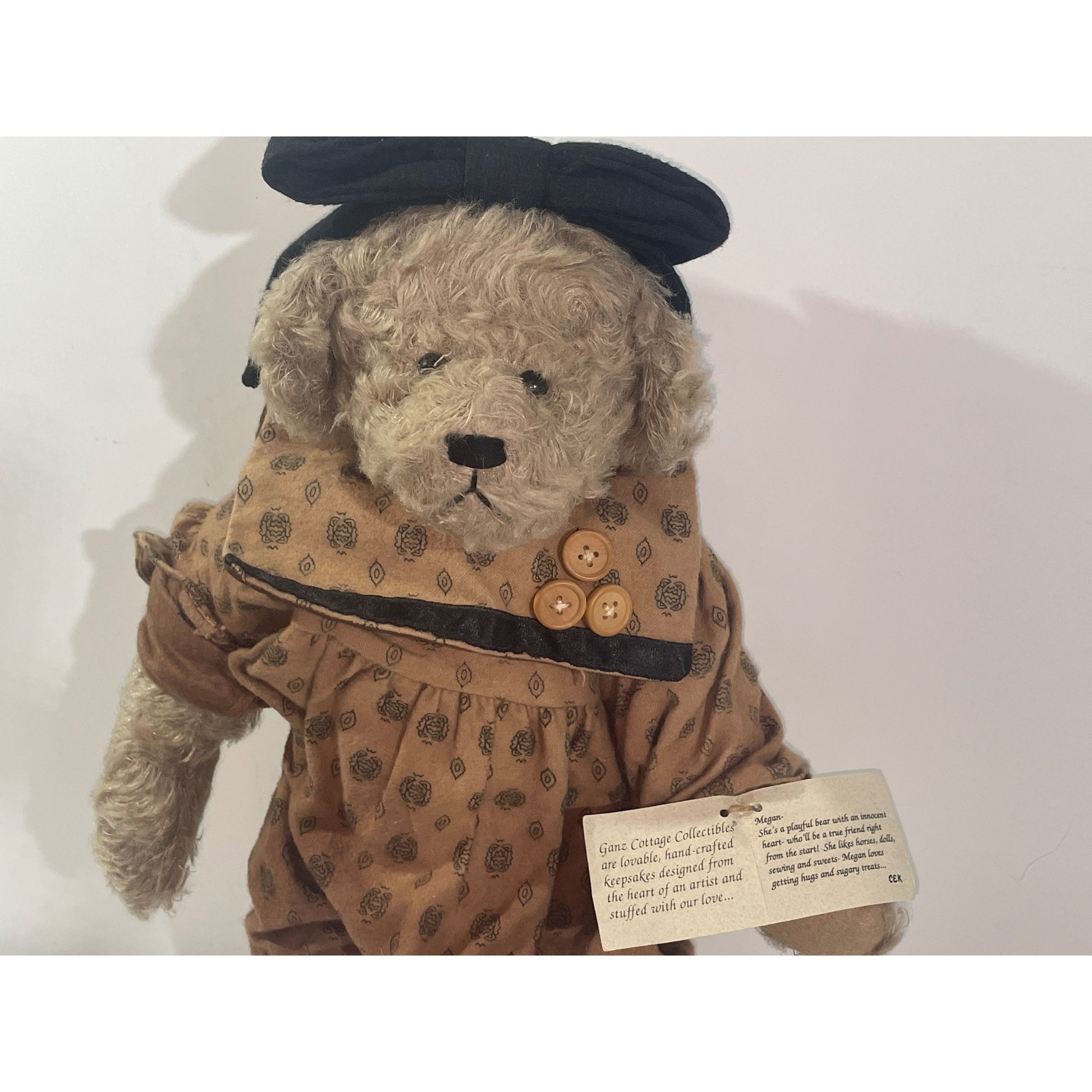 Cottage Collectibles Megan the Humpback Teacher Bear Commemorative –  the-seacret-cellar